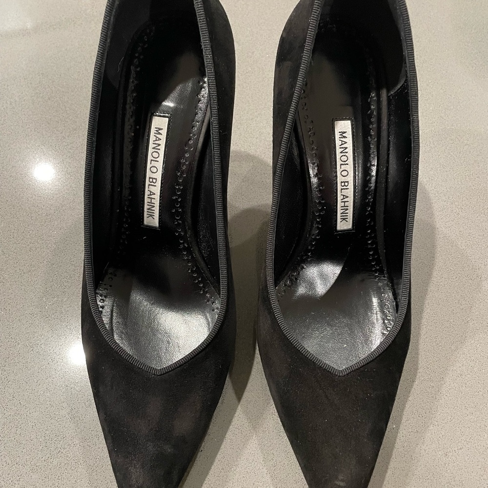 Manolo Blahnik black suede pumps